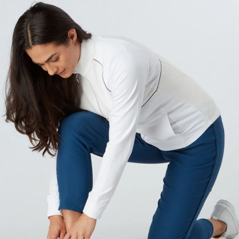 Swing Out Sister Ladies Agnes Lightweight Golf Jacket - Image 8